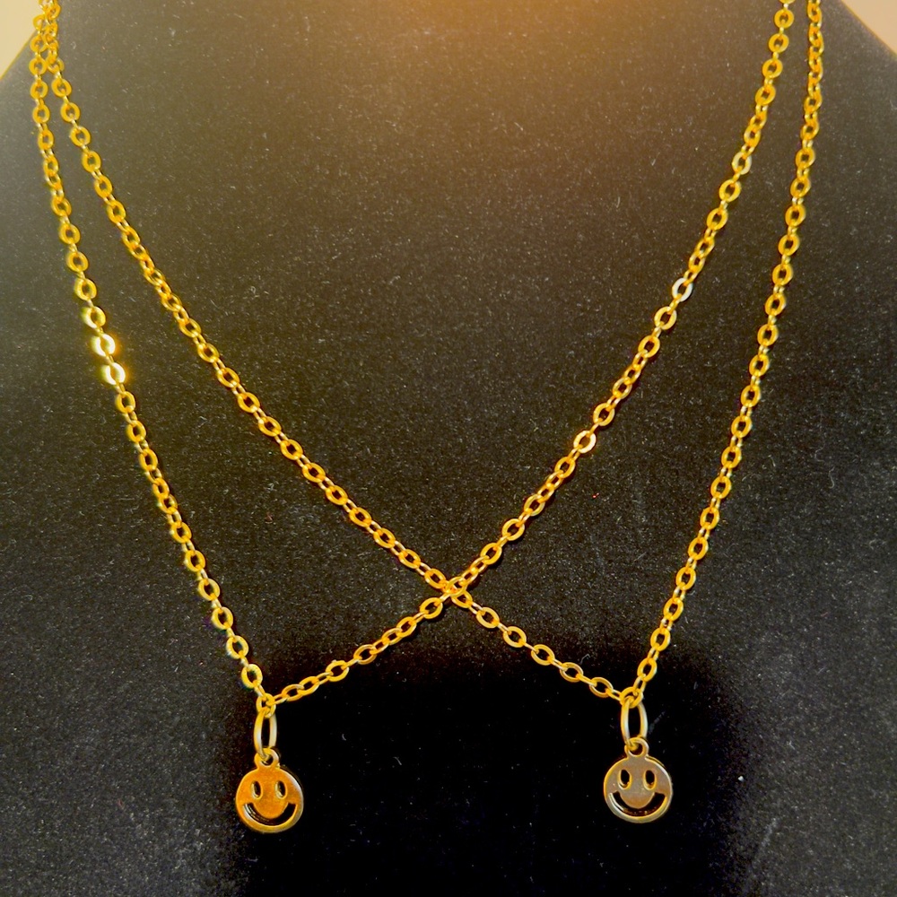 18kt Gold Filed Smile 😃 Necklace